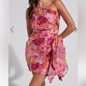 BRAILEY MINI DRESS - ONE SHOULDER WRAP FRONT DRESS IN PINK JACQUARD